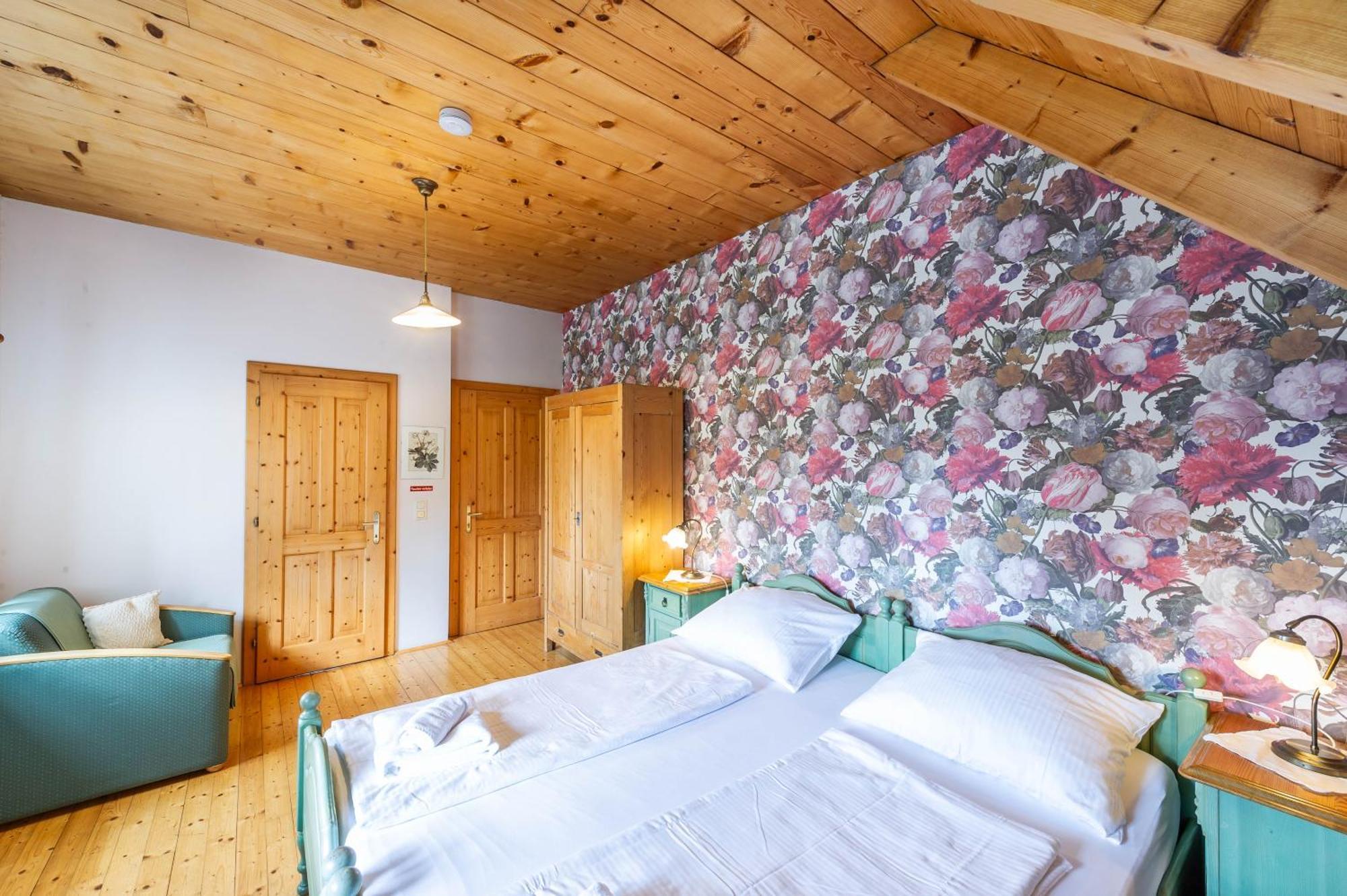Stoffbauer Gmbh Hotel Graz Ngoại thất bức ảnh